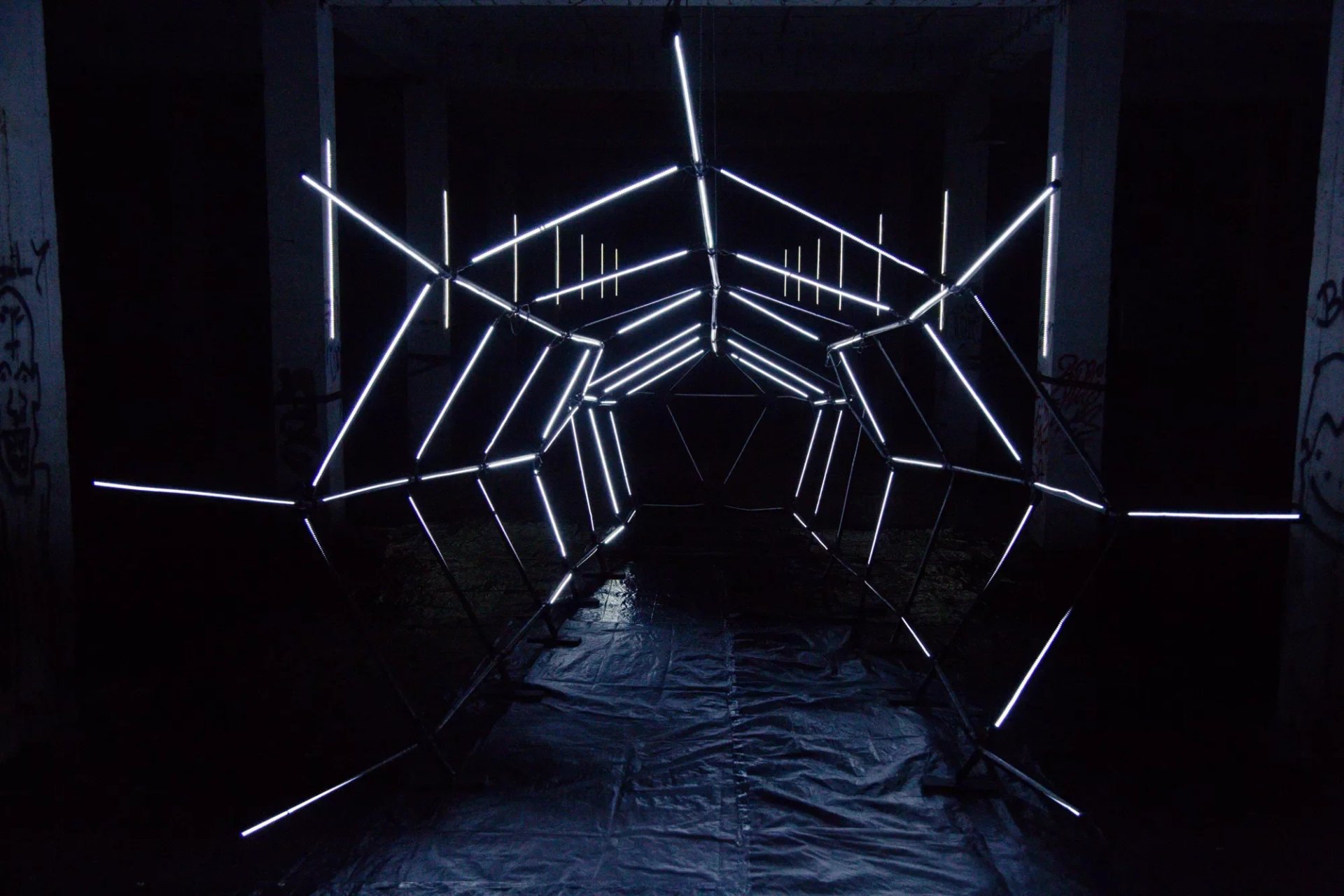  03_resonant_stroboscope-4-2000x-q80.webp