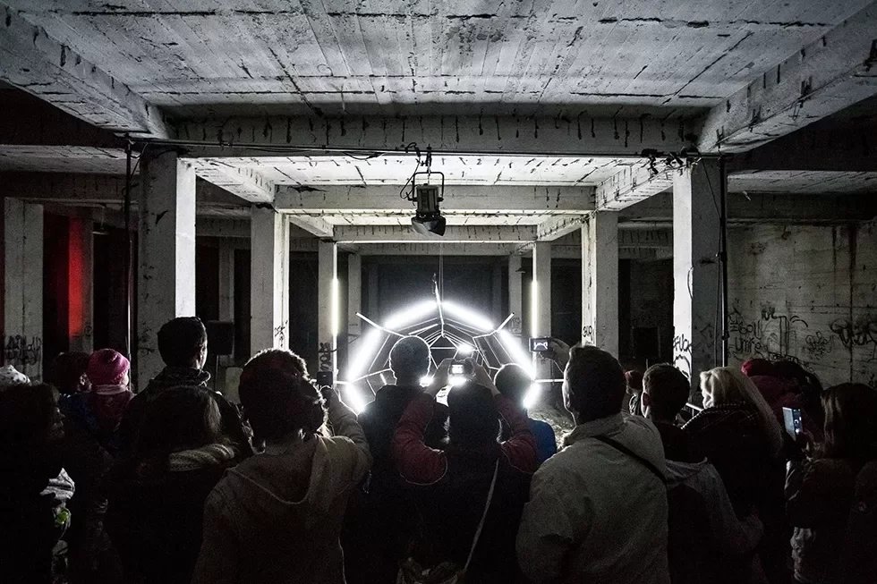  01_resonant_stroboscope-3-2000x-q80.webp
